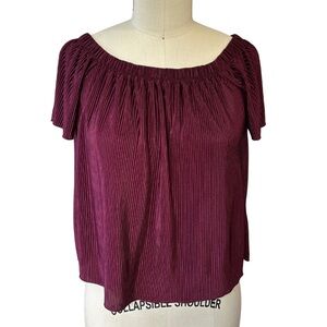 EUC Guess Burgundy Pleated Scoop Neck or Off Shoulder Maroon Red Blouse size M